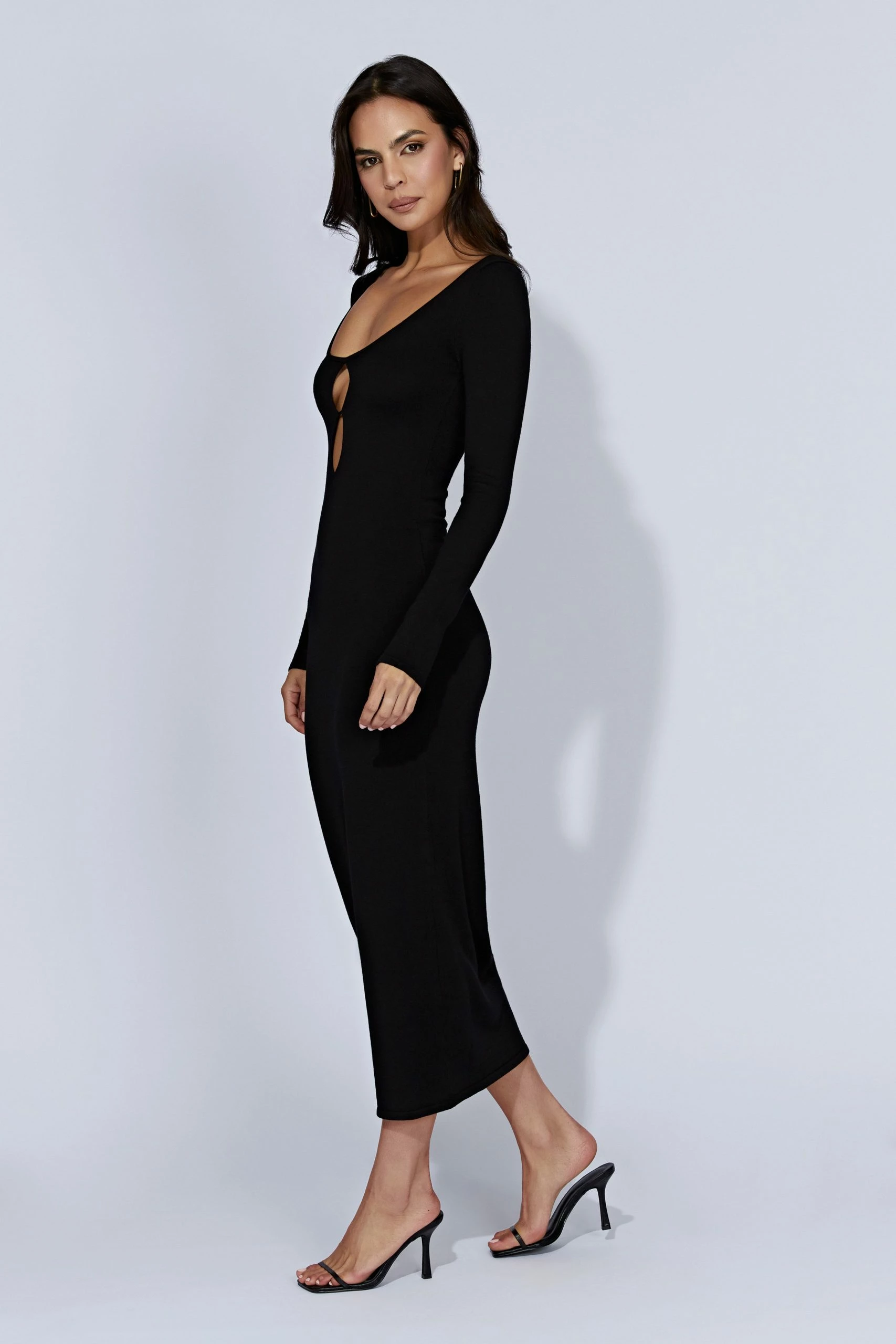 Alma Long Sleeve Knit Midi Dress - Black 6 Alma Long Sleeve Knit Midi Dress - Black - Image 4