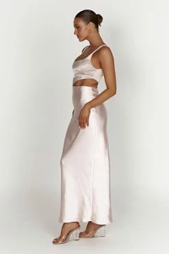 Gianna Two Tone Slashed Maxi Dress - Blush Pink 17 Gianna Two Tone Slashed Maxi Dress - Blush Pink -Meshki Shop 20221115 meshki ecomm reflections15320