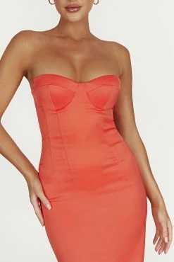 Bryony Cupped Bodycon Midi Dress - Coral 12 Bryony Cupped Bodycon Midi Dress - Coral -Meshki Shop 20221125 meshki ecomm reflections20988