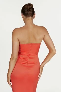Bryony Cupped Bodycon Midi Dress - Coral 16 Bryony Cupped Bodycon Midi Dress - Coral -Meshki Shop 20221125 meshki ecomm reflections20996