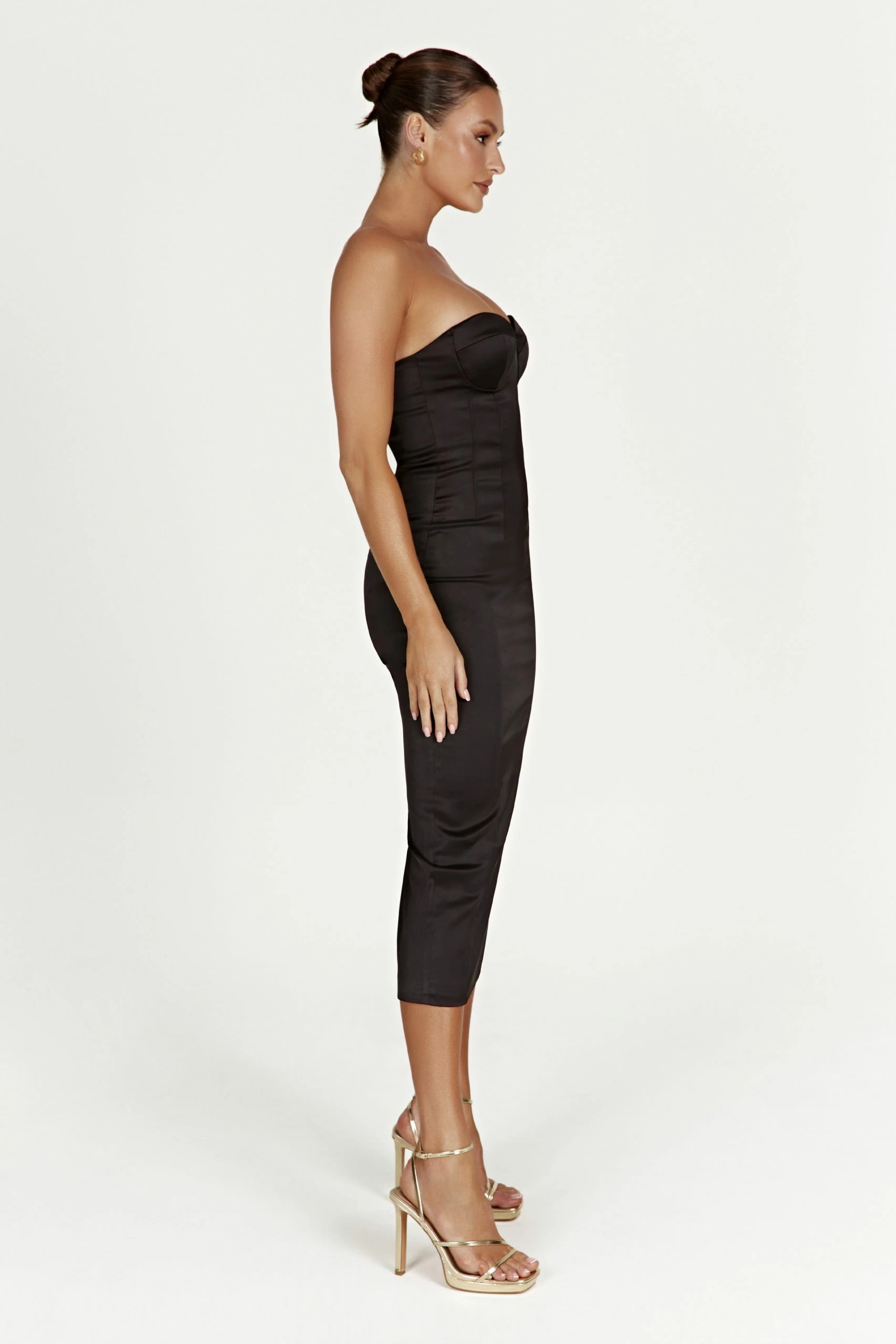 Bryony Cupped Bodycon Midi Dress - Black 6 Bryony Cupped Bodycon Midi Dress - Black - Image 4