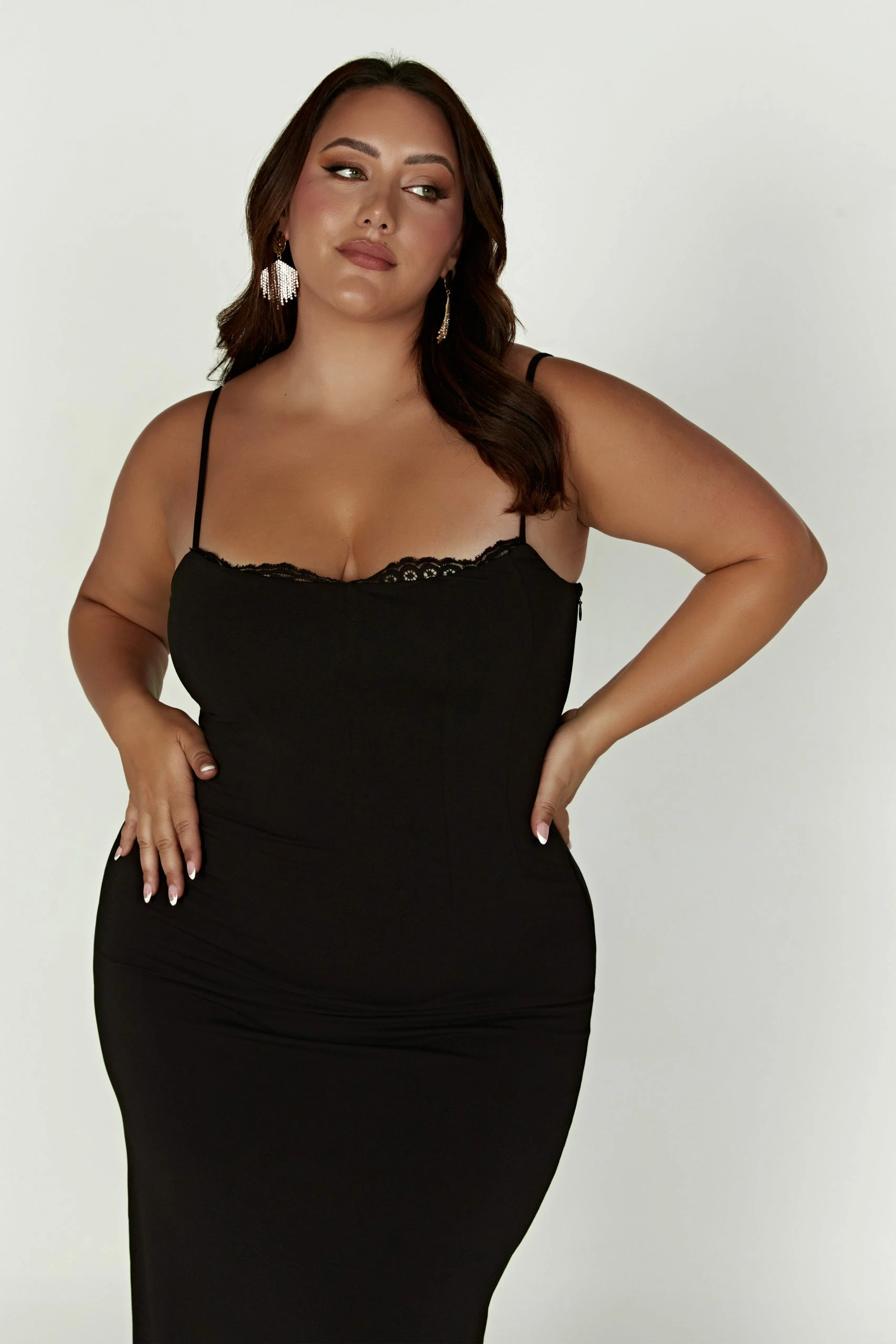 Amorette Lace Trim Maxi Dress - Black 10 Amorette Lace Trim Maxi Dress - Black - Image 8