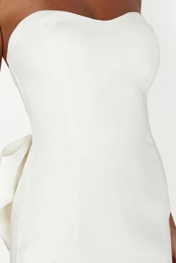 Meredith Strapless Bow Mini Dress - White 18 Meredith Strapless Bow Mini Dress - White -Meshki Shop 20230117 meshki ecomm content bridal nat6114