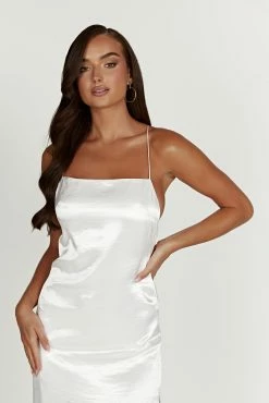 Whitney Wetlook Maxi Dress - White 13 Whitney Wetlook Maxi Dress - White -Meshki Shop 20230118 meshki ecomm bridal nat7361
