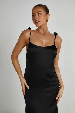 Elenora Rose Gown - Black -Meshki Shop 20230515 meshki ecomm new reshoots10911