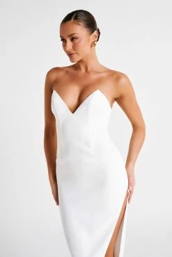 Natasha Pointed Corset Maxi Dress - White -Meshki Shop MESHKI ECOM JUL23 MAXIMISATIONS KATIE DAY02 S34 037