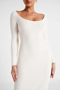 Zinnia Knit Maxi Dress With Split - White 15 Zinnia Knit Maxi Dress With Split - White -Meshki Shop MESHKI ECOM JULY23 KATIE DAY01 S10 037