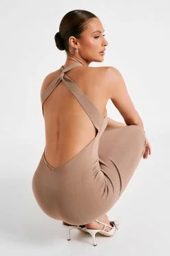 Sarai Halter Neck Knit Midi Dress - Wheat 17 Sarai Halter Neck Knit Midi Dress - Wheat -Meshki Shop MESHKI ECOM JULY23 KATIE DAY01 S11 068