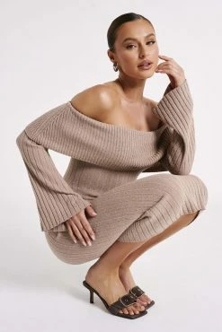 Stefania Off Shoulder Knit Dress - Taupe 14 Stefania Off Shoulder Knit Dress - Taupe -Meshki Shop MESHKI ECOM JULY23 KATIE DAY01 S19 049